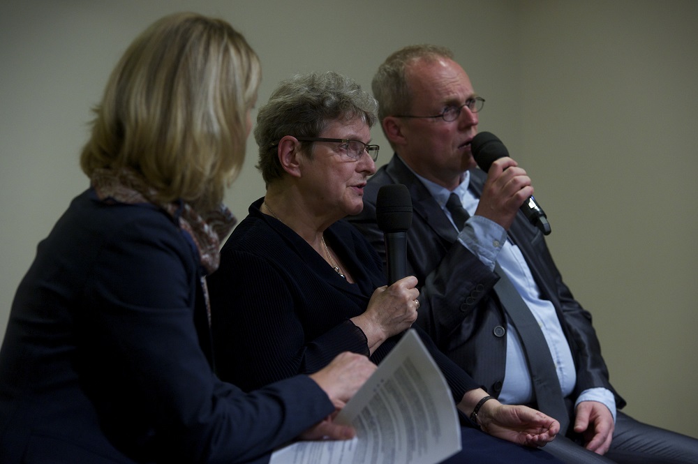 Astrid Frohloff, moderator and board member of Reporters without Borders, Svetlana Gannushkina, Memorial Russia (and the translator) during the panel discussion "'We will not be intimidated' – Russia’s Civil Society under Pressure"