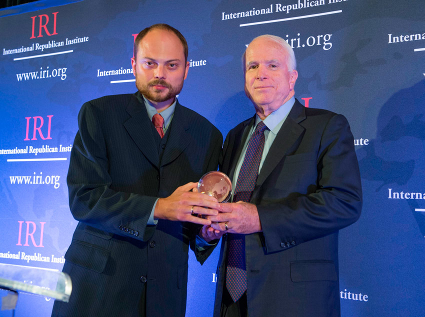 Vladimir Kara-Murza accepted IRI 2015 Freedom Award on behalf of Boris Nemtsov